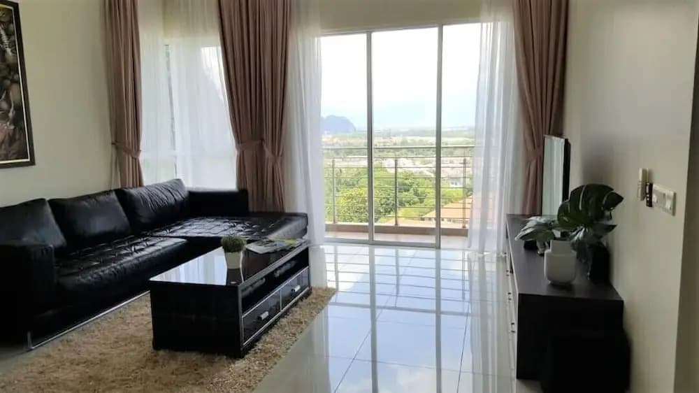 Suites at The Haven Lakeside by Plush - photo 3