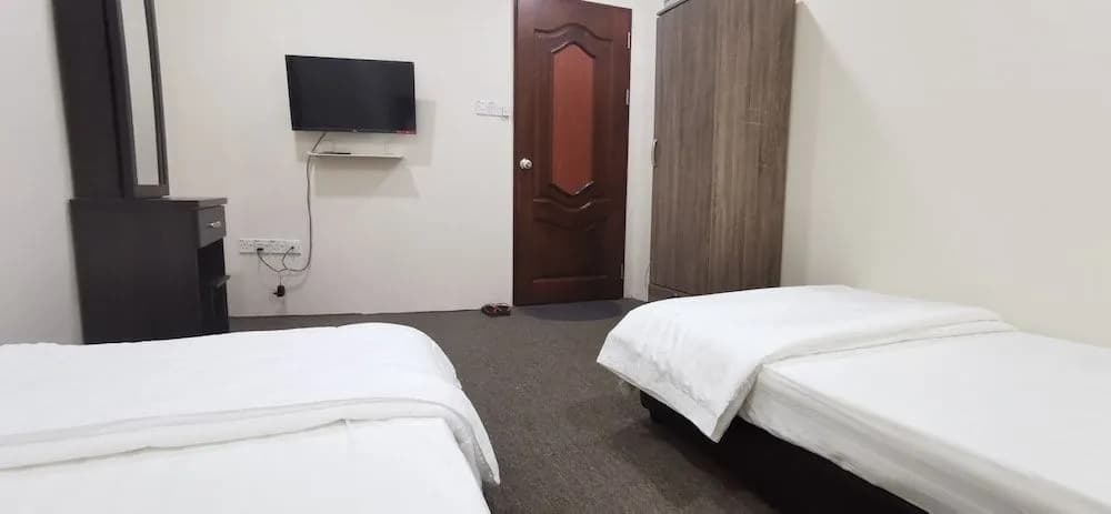 90372 Greybirds Hostel - photo 5