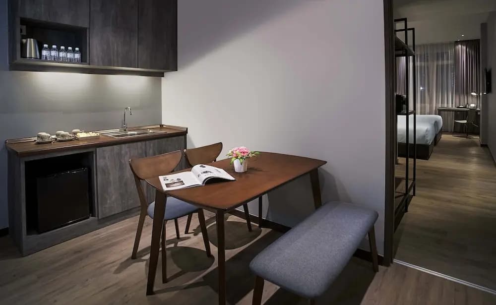 Urban H Hotel - photo 22