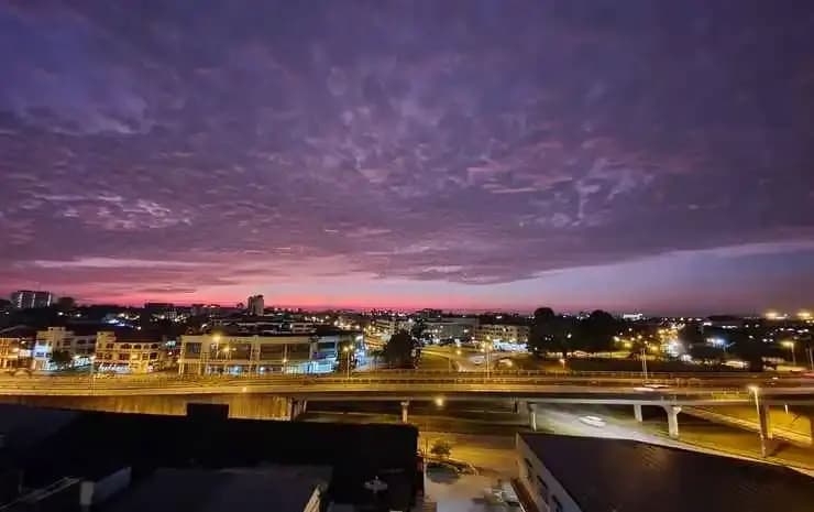 Bunny Homestay 408 Roxy Apartment Kuching - photo 1