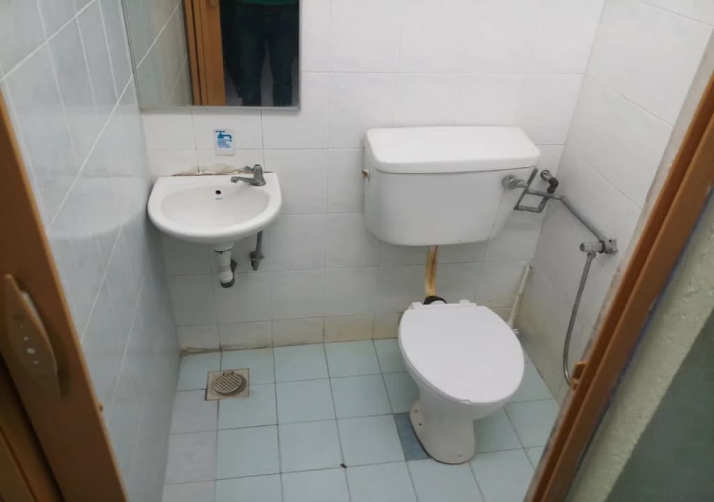 Shalini's Guest House - photo 8