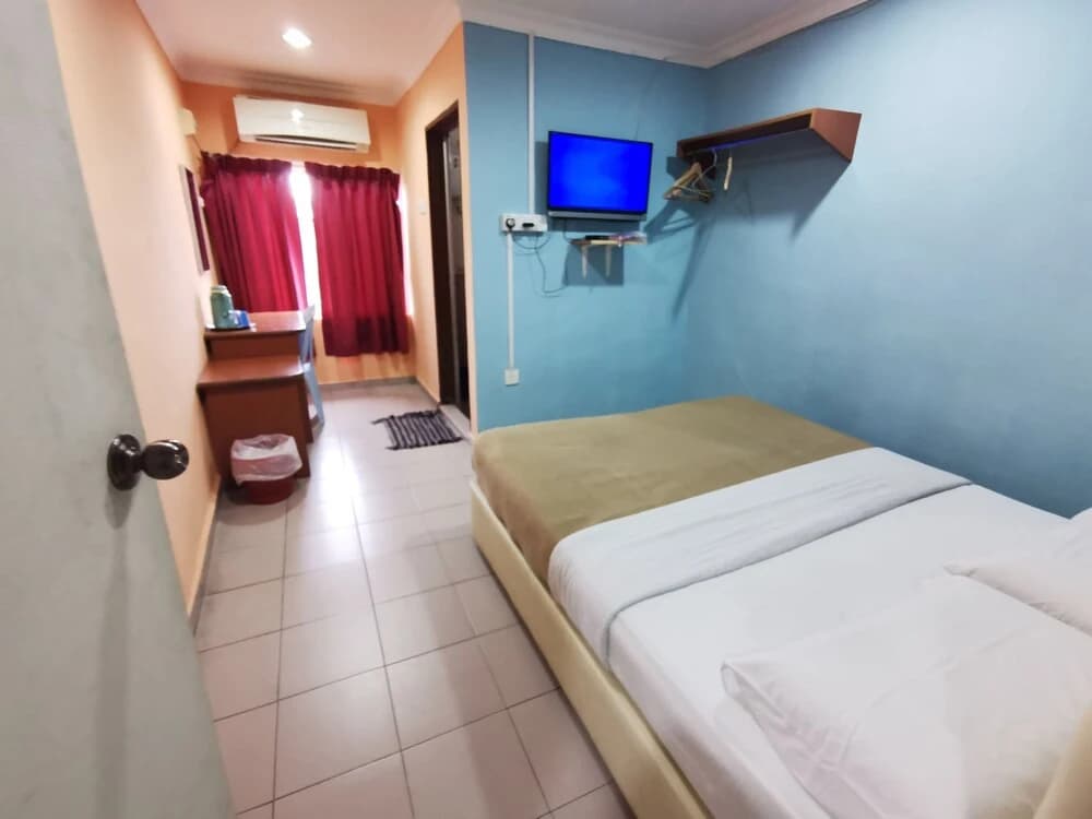 OYO 89817 Hotel Sura - photo 6