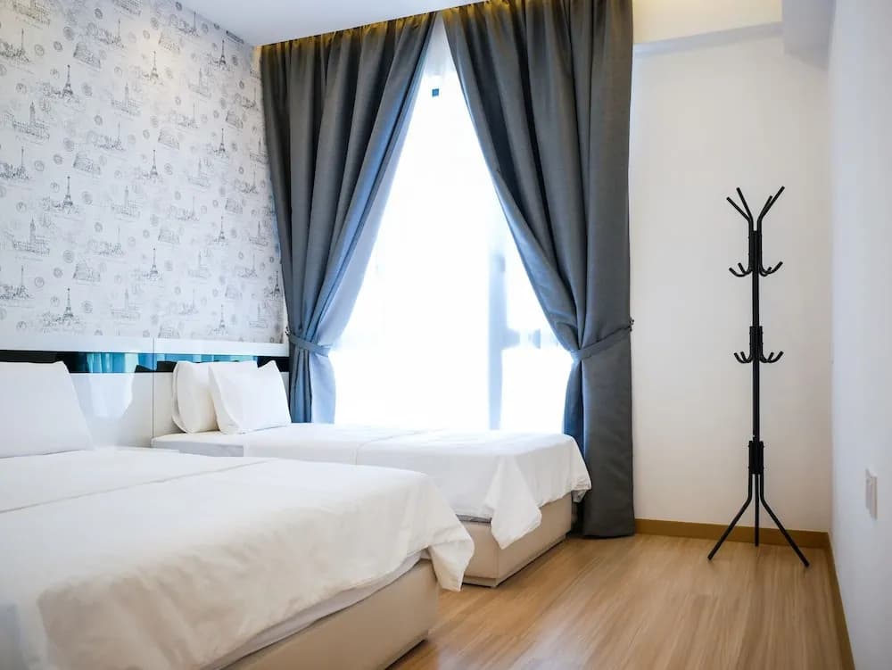 May Full Seaview Luxury Suite - photo 23