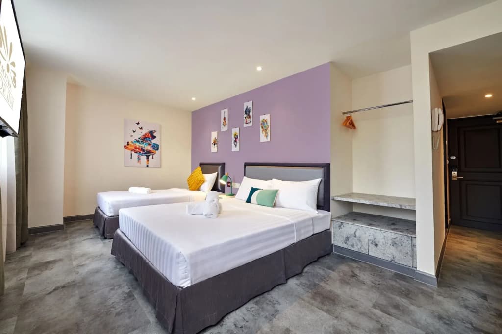 PJ De Inn - photo 5