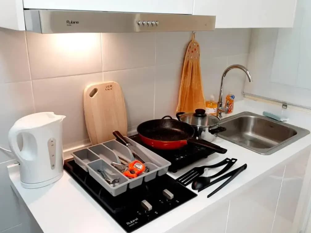 Homey Galleria Suite A 10 12 - photo 1