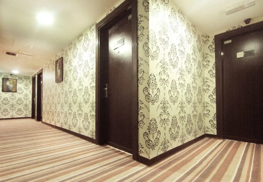 Celyn City Hotel - photo 11