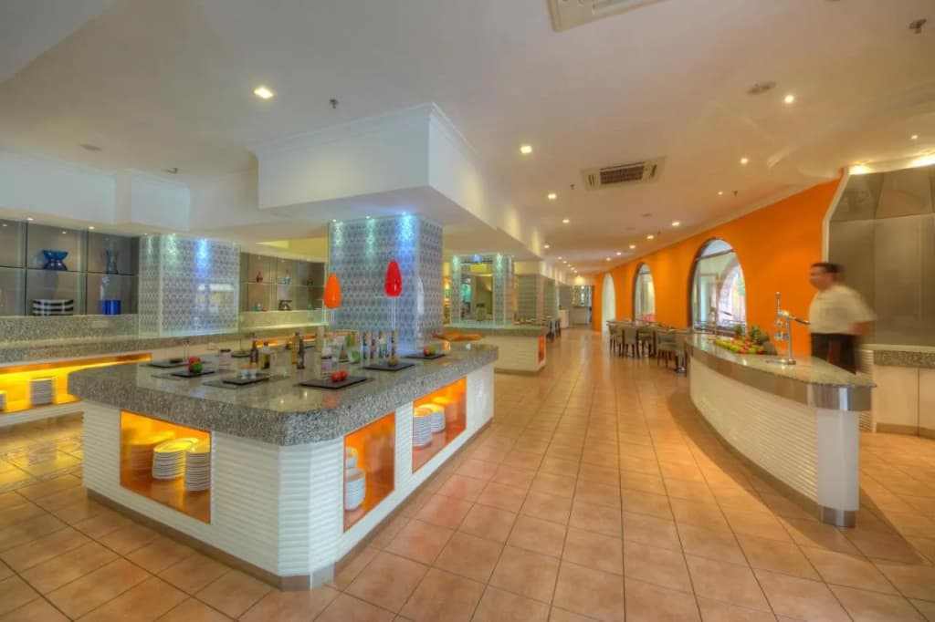The Chateau Spa & Wellness Resort - photo 42