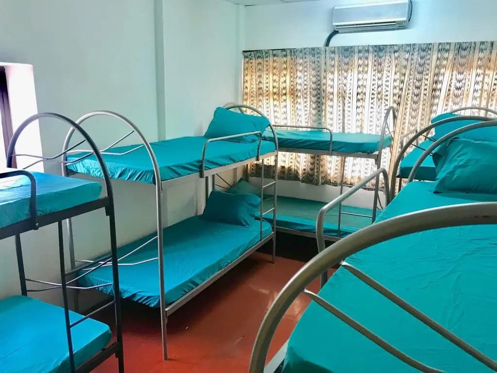 B&L Islanders Inn - Hostel - photo 11