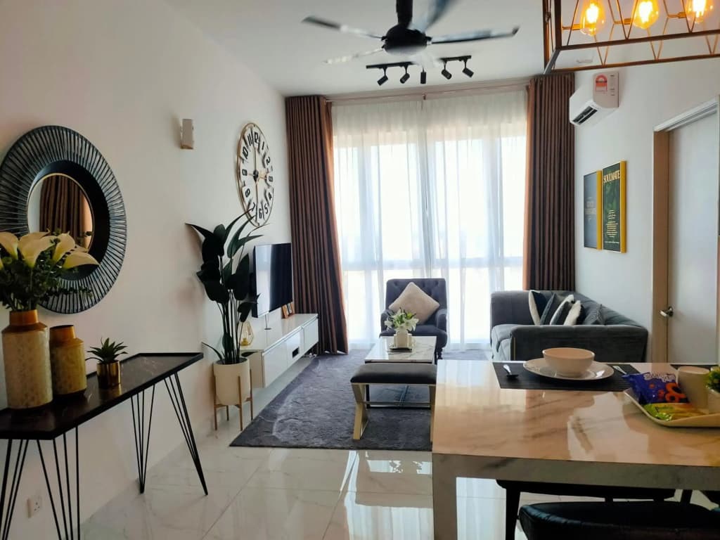 Izz'man Homestay Level 33 Troika Kota Bharu - photo 2