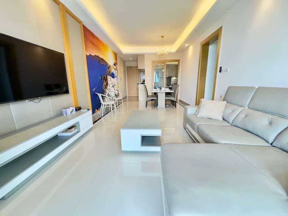JB City CIQ-R&F Shopping Mall Apartment - photo 19