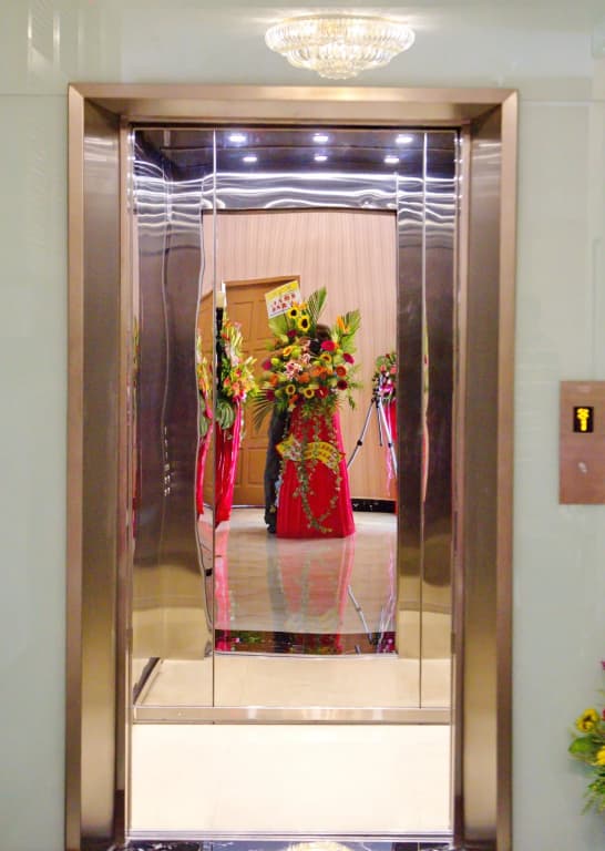 Elegant Hotel - photo 13