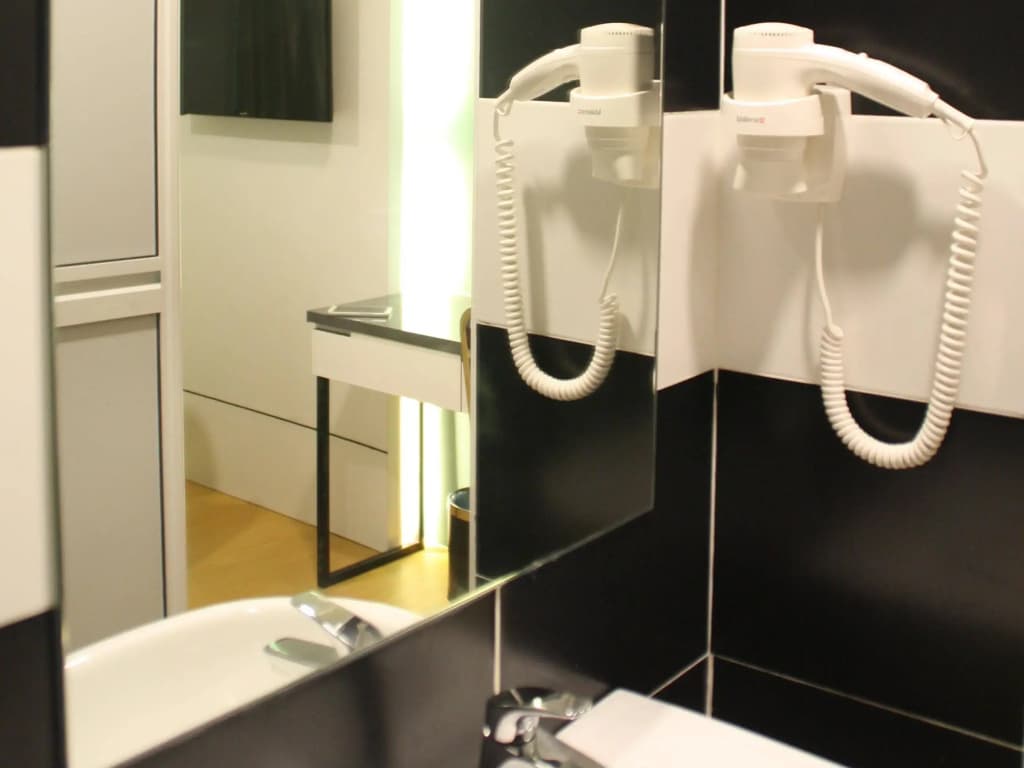 Grandview Hotel Melaka - photo 9