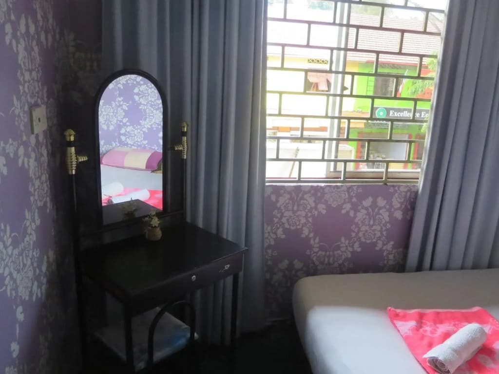 Asia Adventure Lodge Backpackers Hostel - photo 3