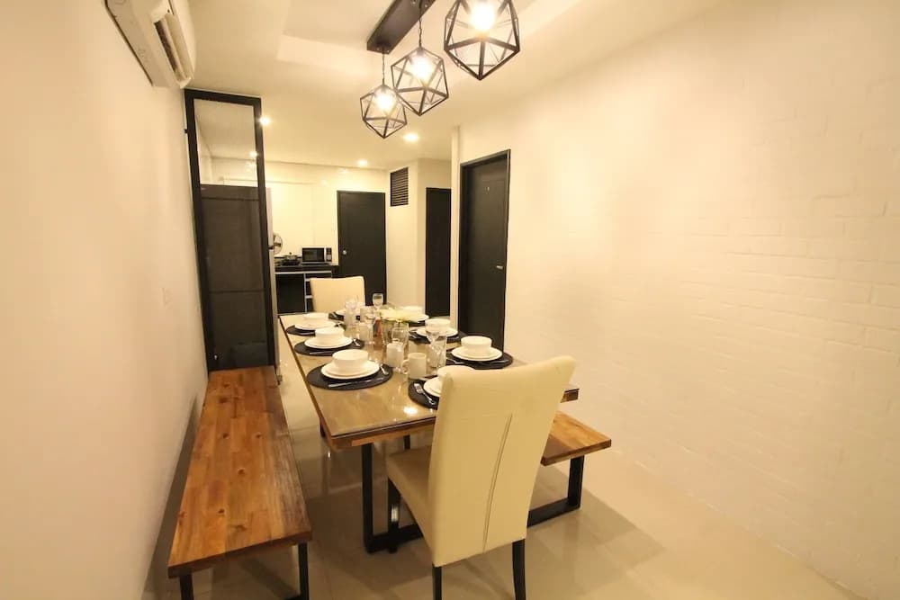 Ian's 5th Home - photo 18