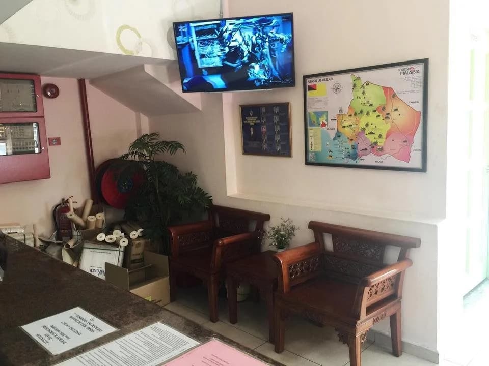 Angsa Hotel - photo 10