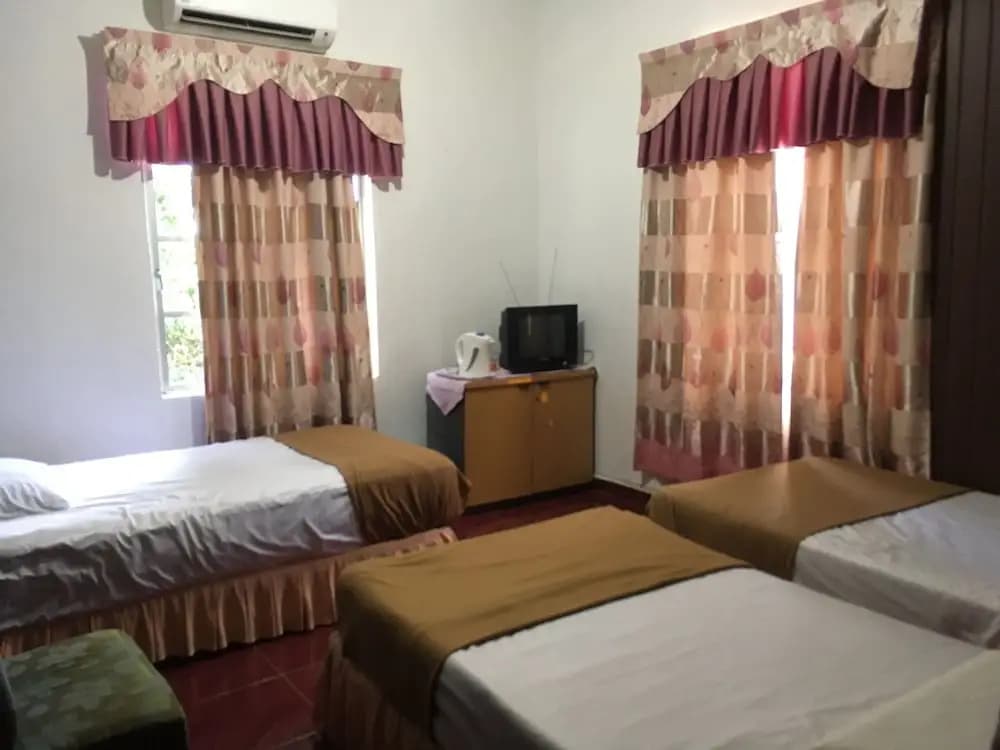 Anisaa Inn By OYO Rooms - main photo