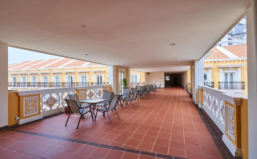 The Platinum Hotel & Suites - photo 22