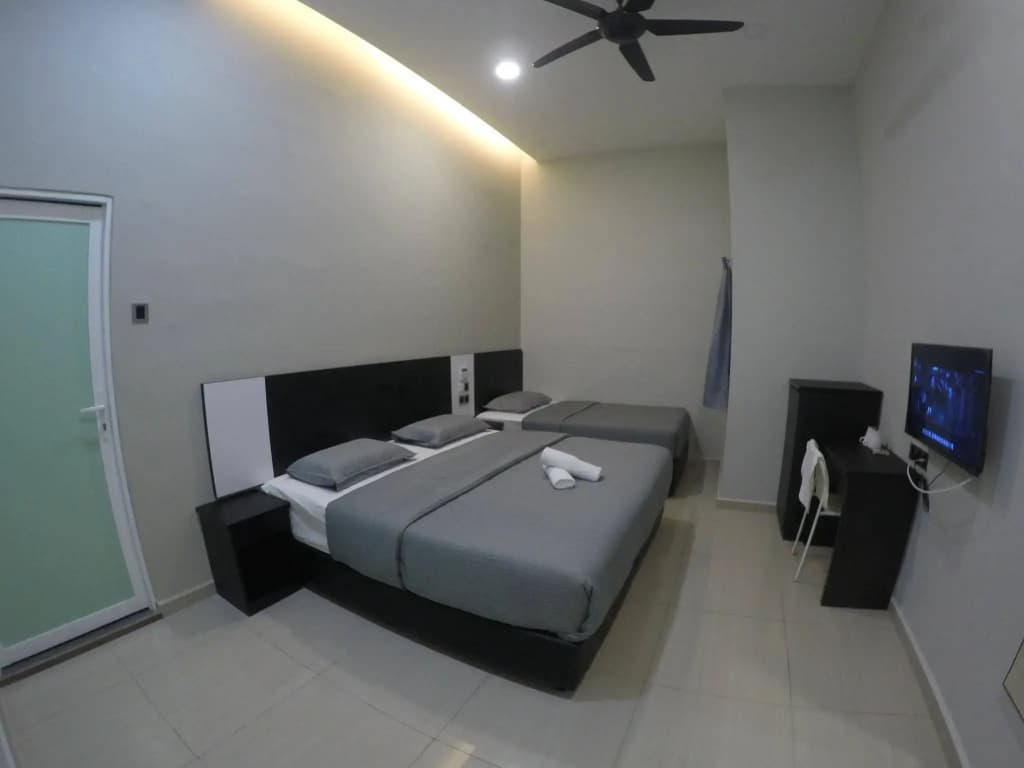 Merrinton Hotel - photo 4