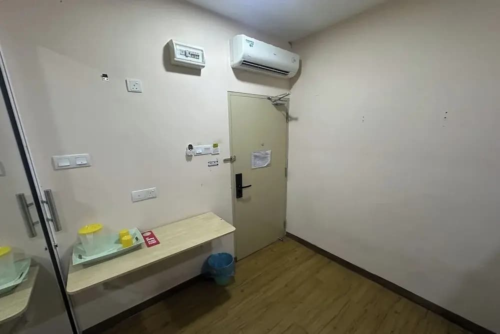 ABC Hostel at Alpha Bukit Serdang Seri Kembangan - photo 12