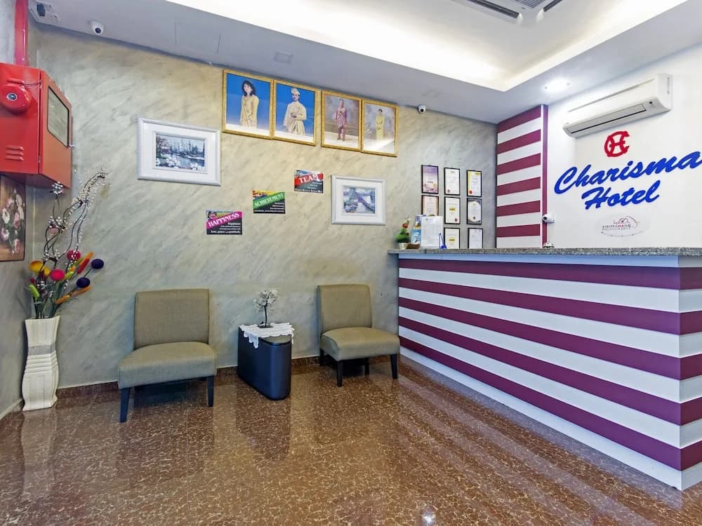 OYO 445 Charisma Hotel - photo 15