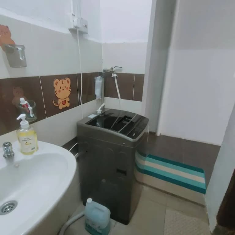 Taman Tinah Homestay - photo 17