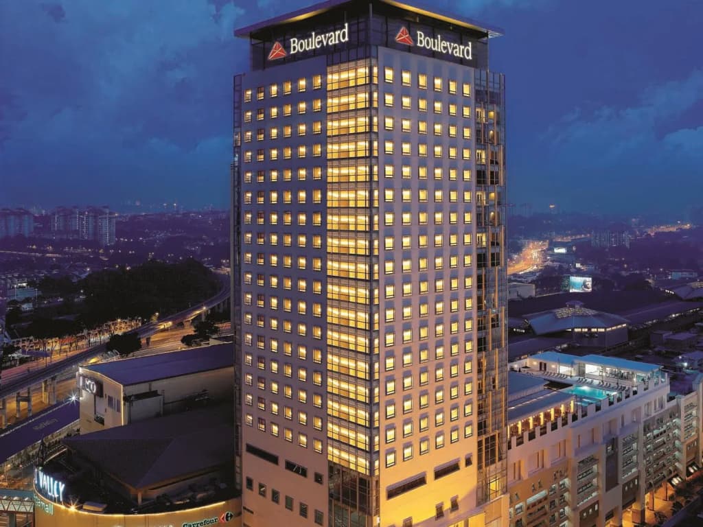 St. Giles Boulevard Hotel - photo 22