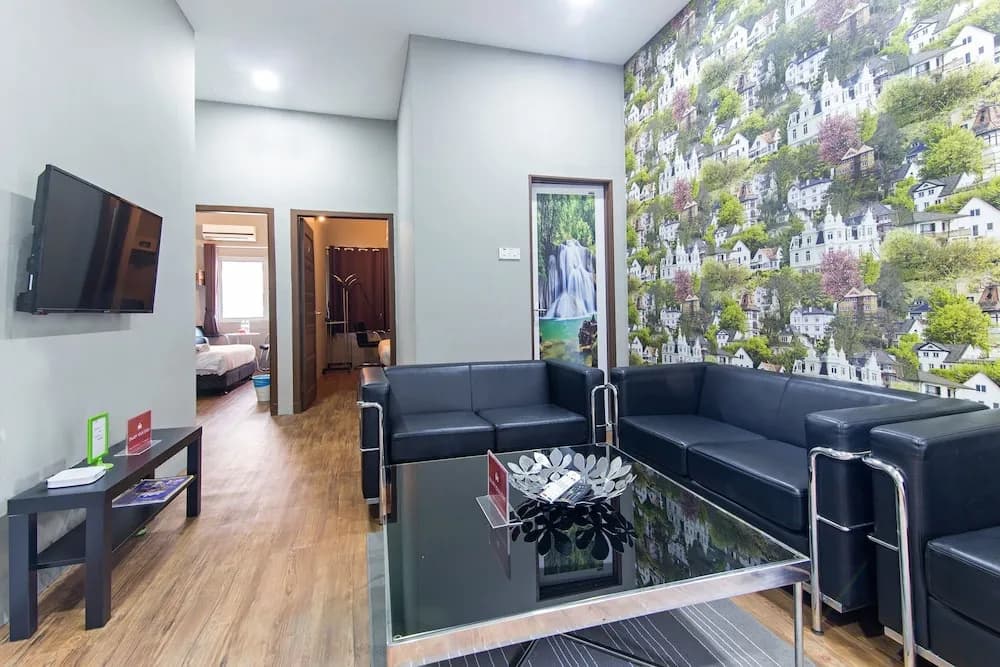 ZEN Rooms Basic Imbi - photo 13