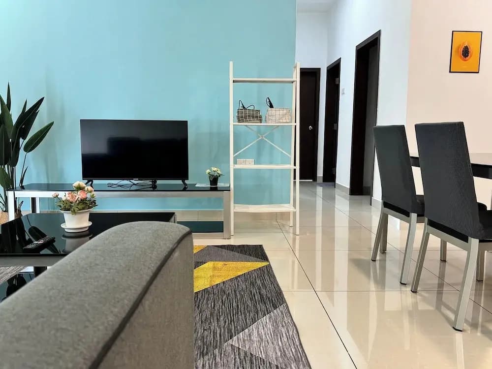 JB City Shopping Mall Apartment - photo 5