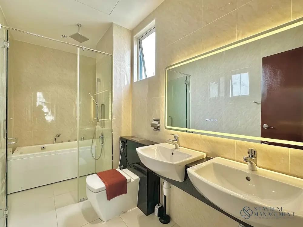Paragon Suites CIQ By Stayrene - photo 8