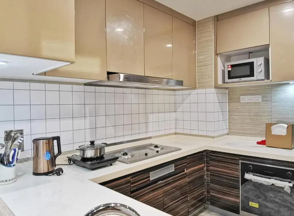Yussy 4Bedroom Condo at R&F Princess Cove - photo 40