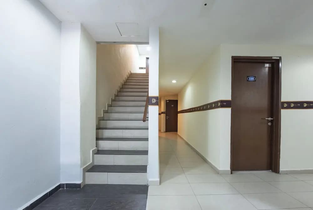 OYO 90254 D Anugerah Hotel - photo 7