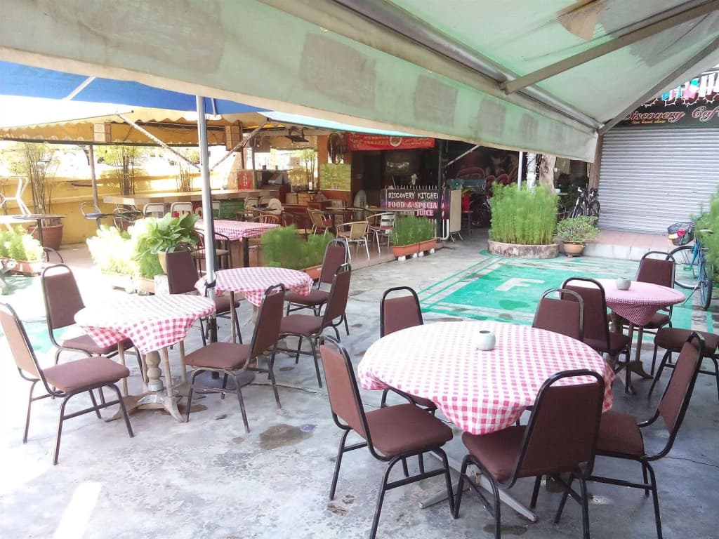 Discovery Cafe & Guesthouse - photo 19