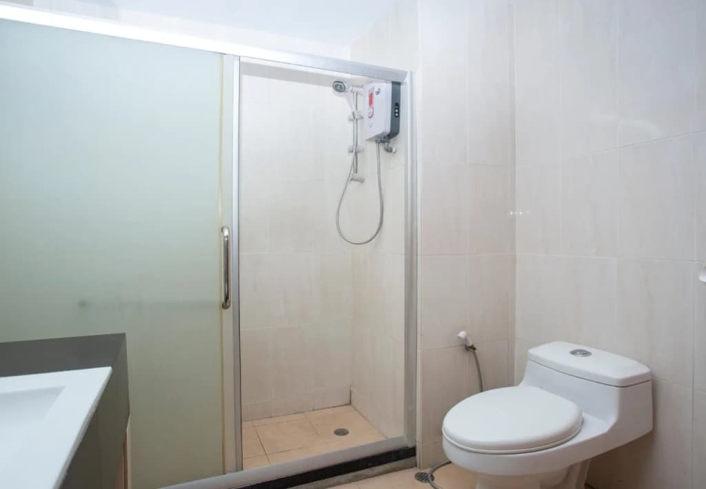 OYO 89619 De Choice Hotel - photo 10