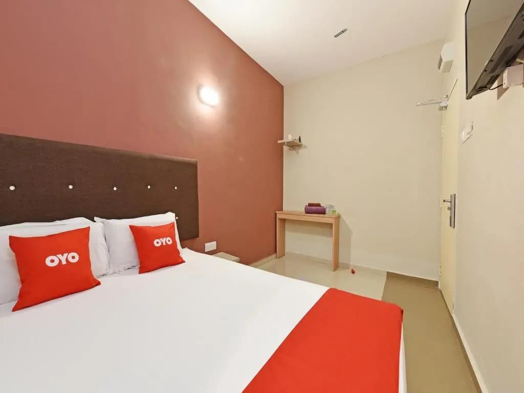 Super OYO Capital O 90556 Hotel Cherita Rooms - photo 3