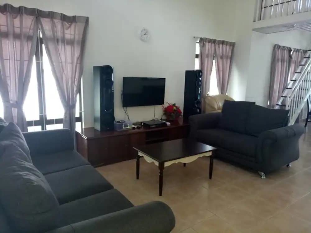 Ann Homestay Villa 893 - photo 8