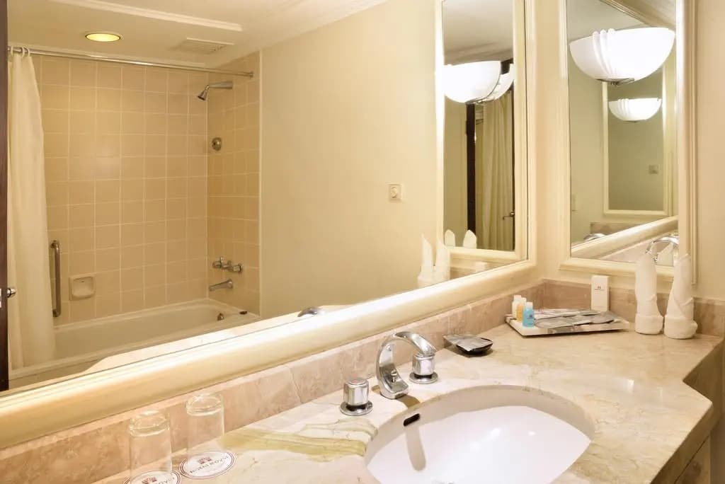 Hotel Royal Penang - photo 10