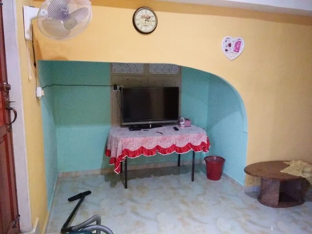 Al Islah Homestay - photo 2
