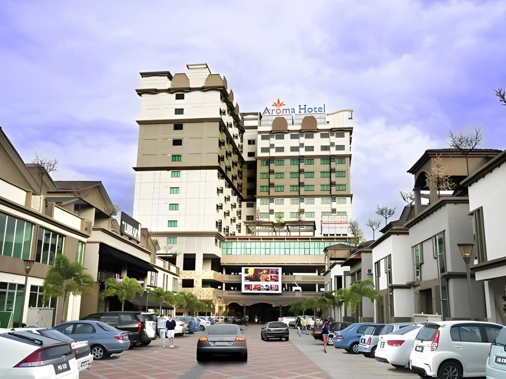 Aroma Hotel - photo 1