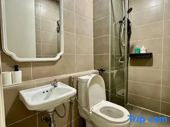 Rare D'Pristine 4 bedroom condo 13A-02A opposite Legoland - photo 5