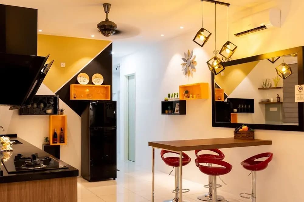 Southwest Designer's Suite by D Imperio Homestay - photo 23