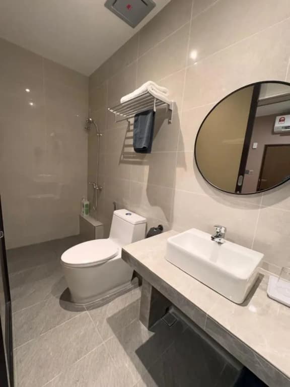 The Inn Hotel - photo 22