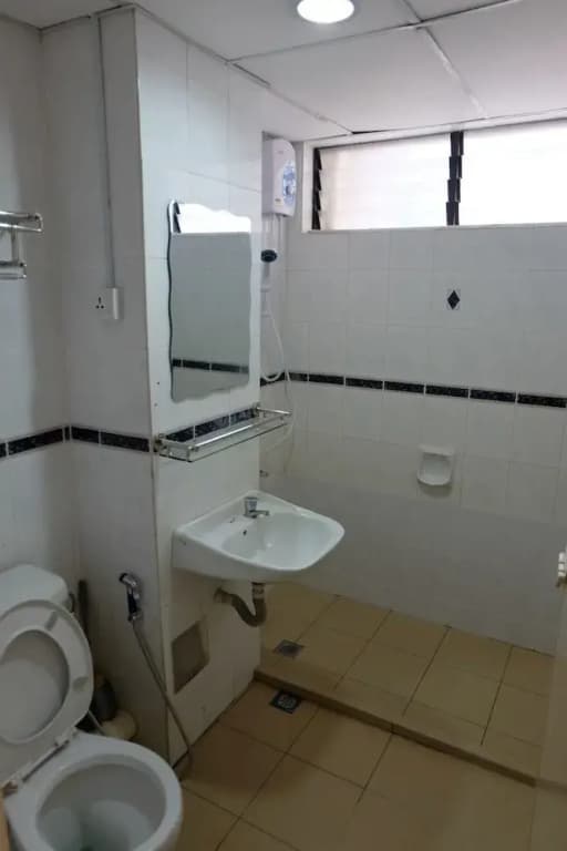 Seaview Condominium - photo 14