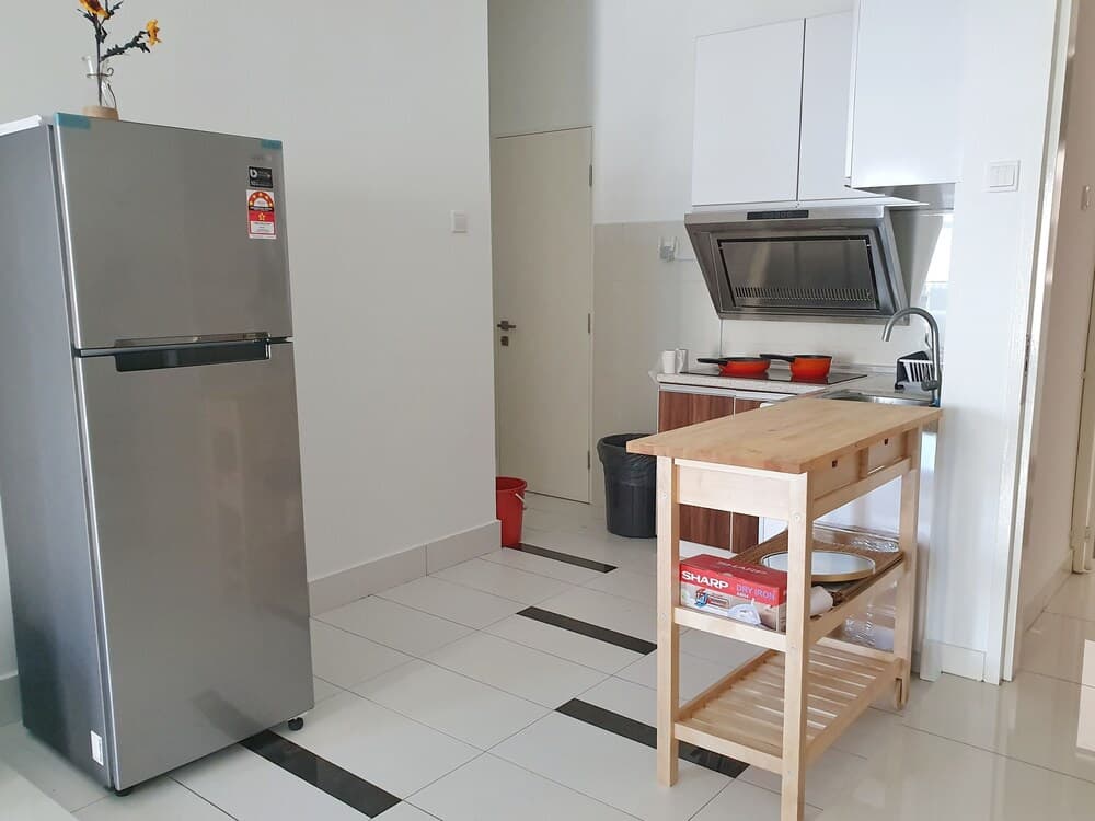 Teiw Family Homestay at Skypod Residence Puchong - photo 30