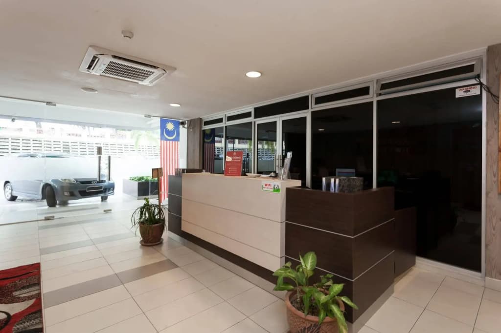 ZEN Rooms Bukit Jalil - photo 2