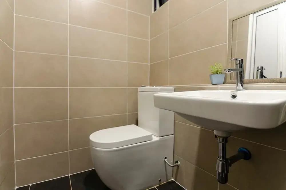 3BR D'pristine Suite Near Legoland, Stunning Views - photo 9