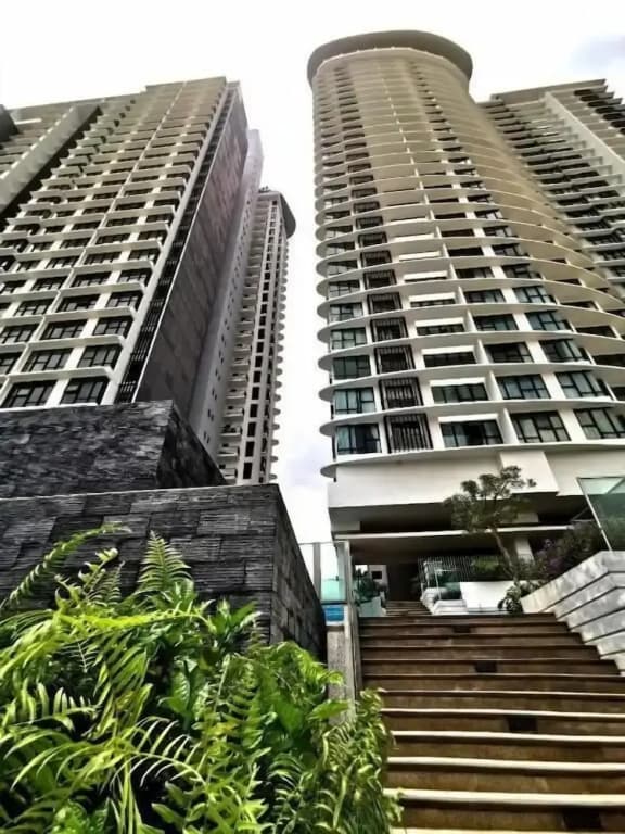 MidValley MegaMall View Southkey Mosaic 2BR 2FREE By Natol - photo 17
