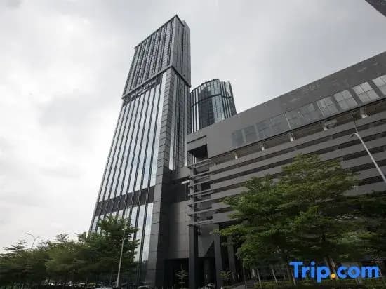 Hill 10 Residence at I City By My Trip & My Stay - photo 13
