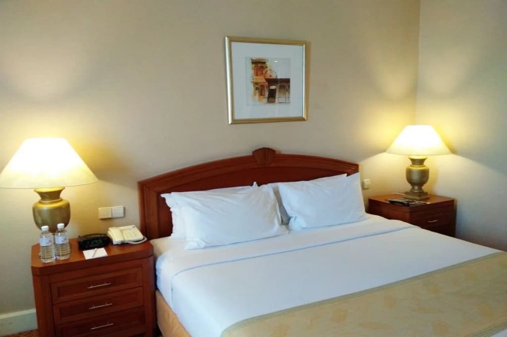 Hotel Royal Penang - photo 6