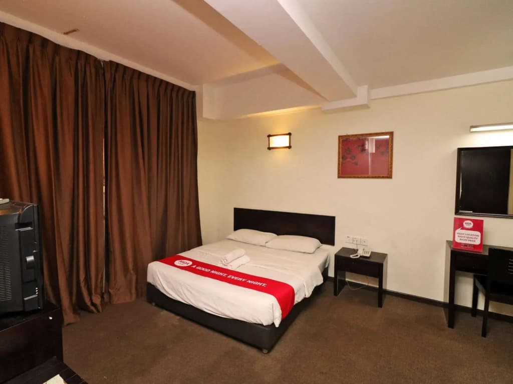 Glex Hotel Pandan City - photo 7