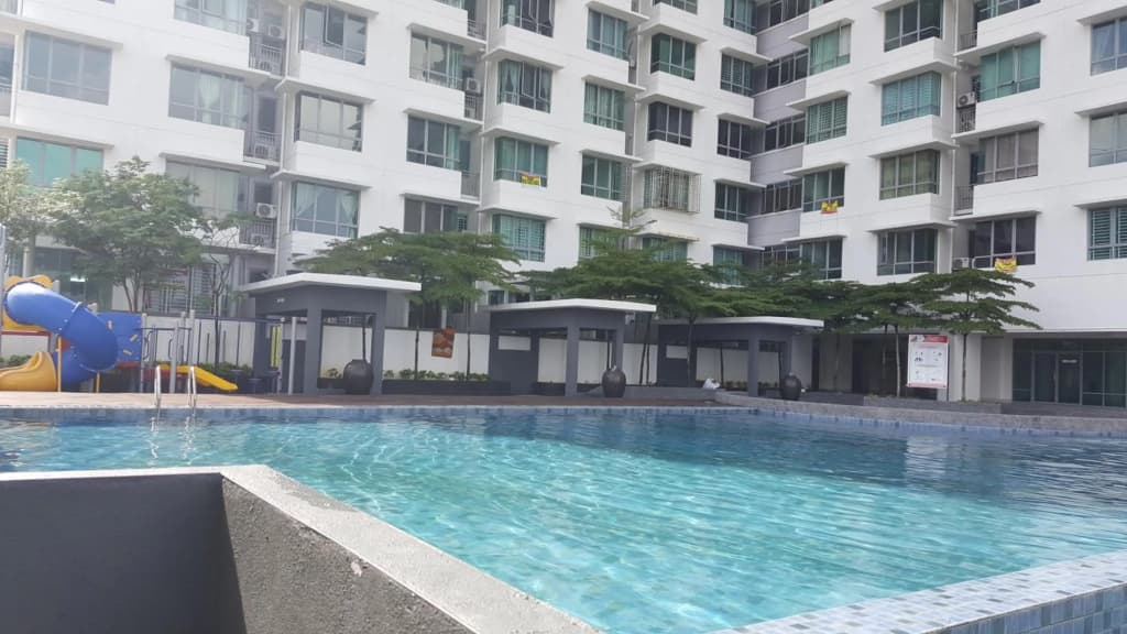 Vega Residensi By Kroll Home2stay with Netflix Wifi 1 Bedroom Apt - photo 1